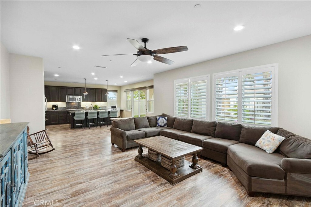 Property Photo: 45976 Camino Rubi CA 92592