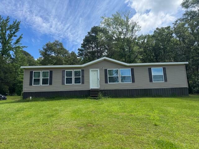 Property Photo: 1469 County Road 2 MS 38633