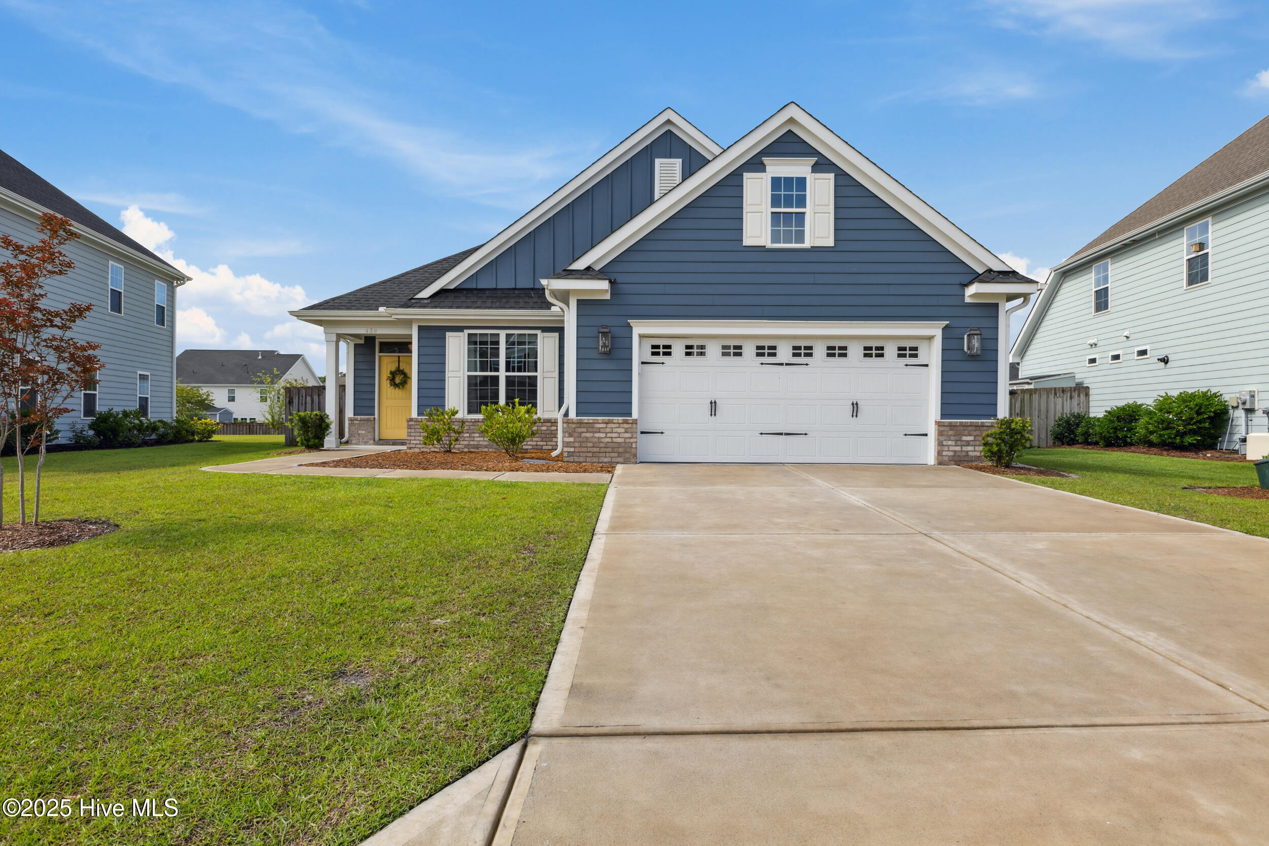 Property Photo:  438 Sugar Cove Run  NC 28411 