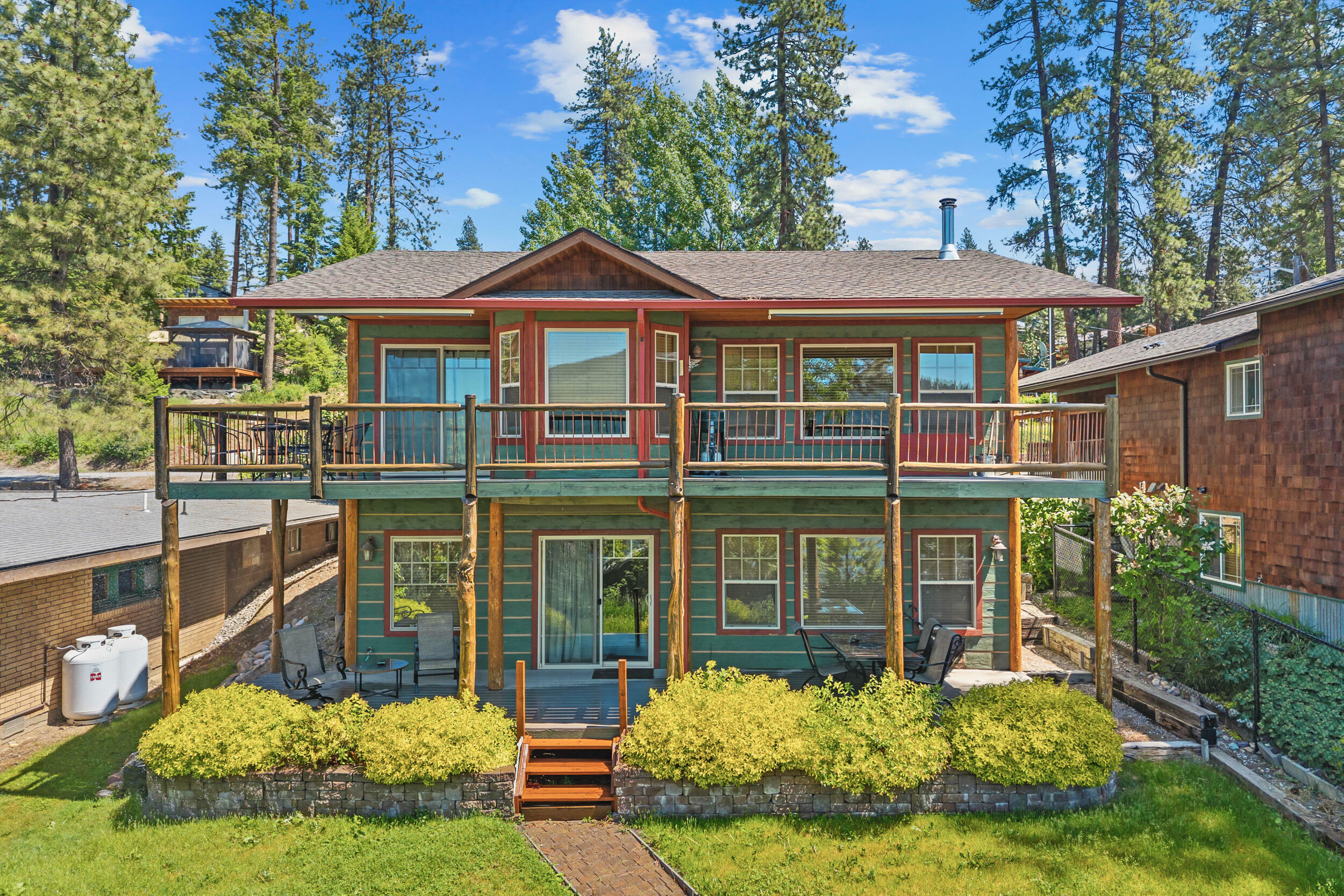 Property Photo: 33092 Van Dissel SE Rd WA 99181