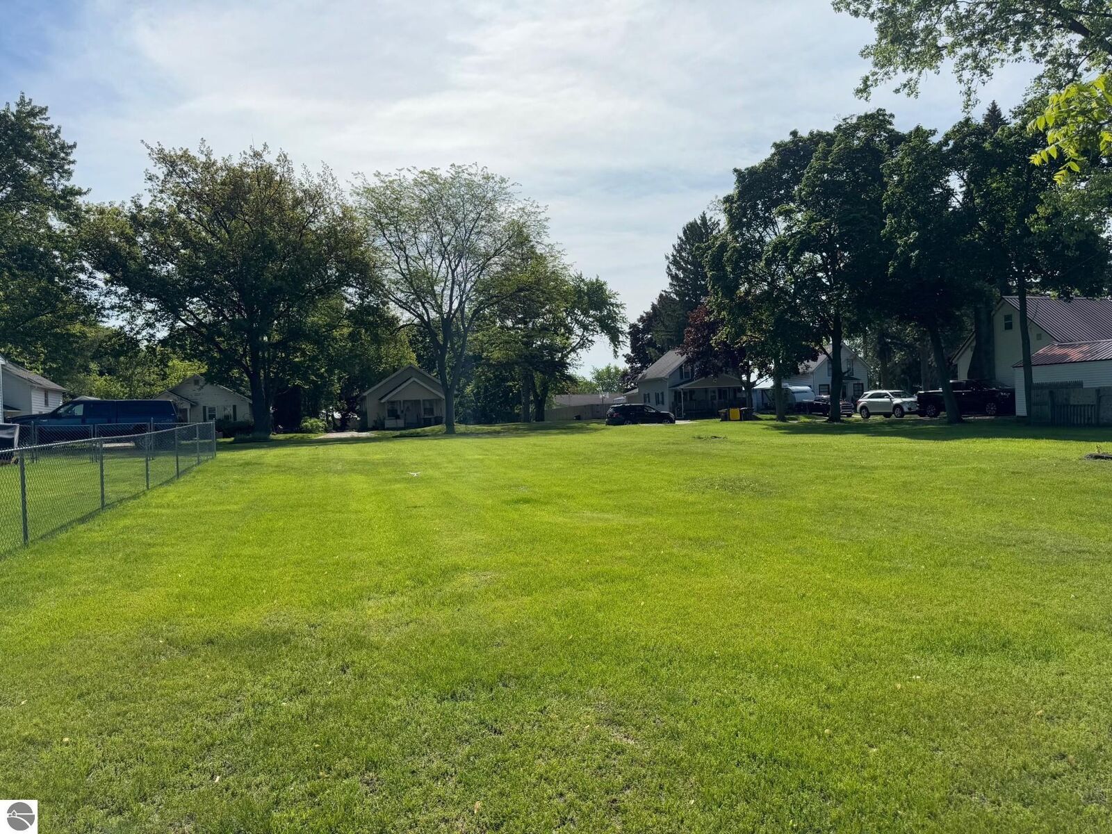 Property Photo:  113 Grove Avenue  MI 48801 