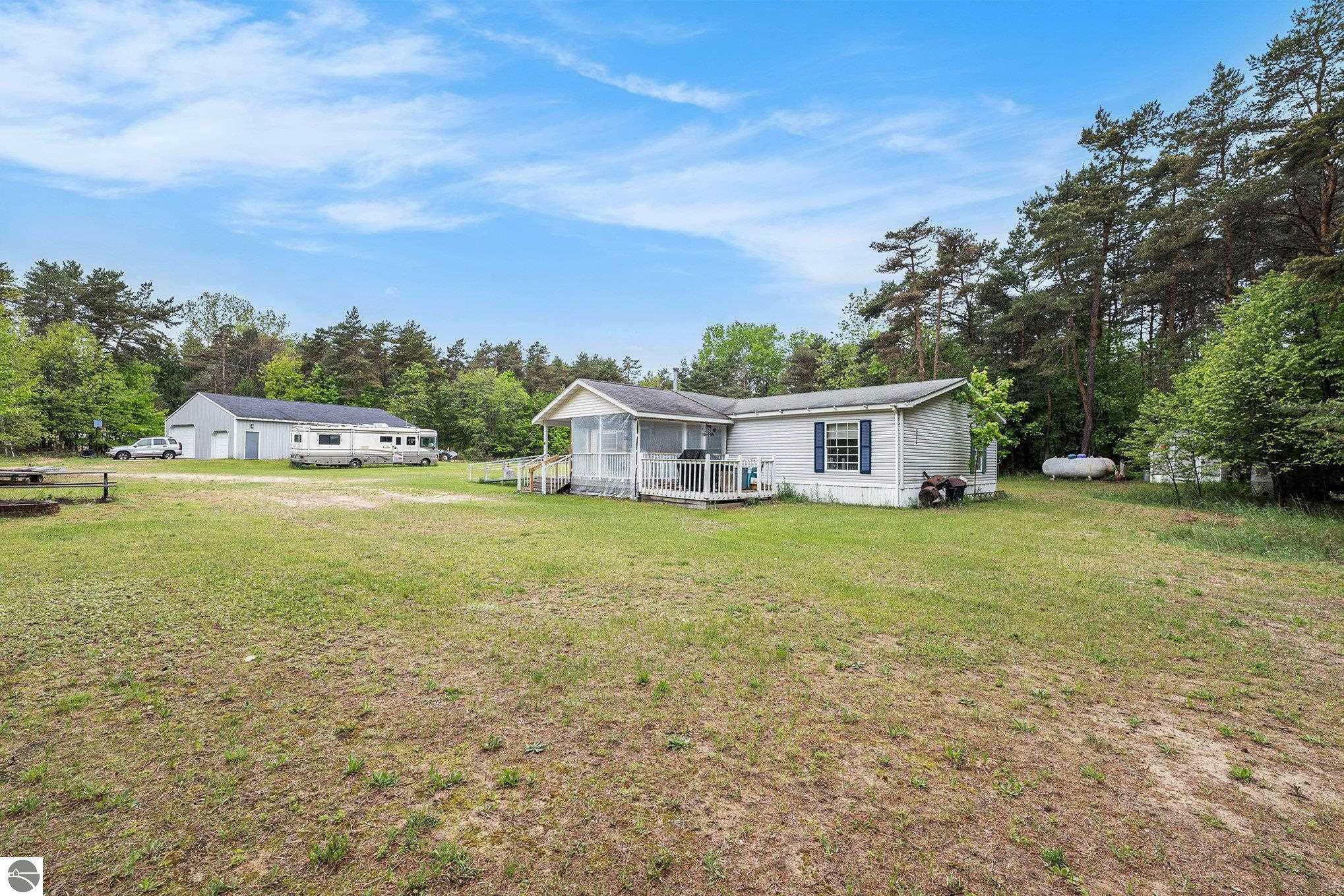 Property Photo: 8890 W Cutcheon Road MI 49663