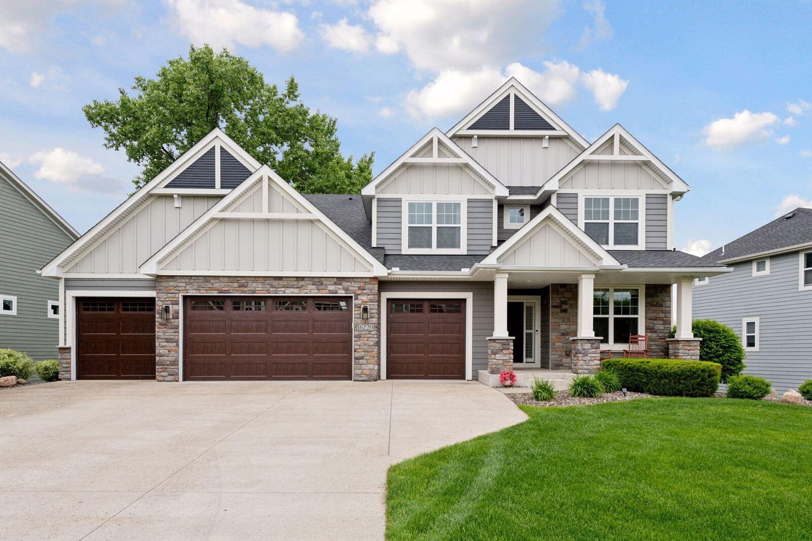 Property Photo:  16220 53rd Avenue N  MN 55446 