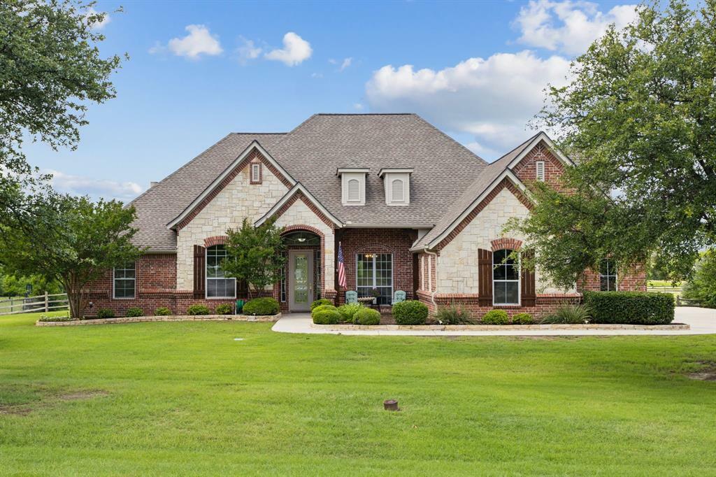 Property Photo: 12001 Maida Vale Lane TX 76052