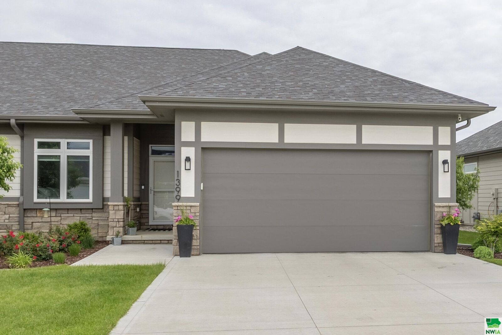 Property Photo: 1399 Belmont Park Ave SD 57049