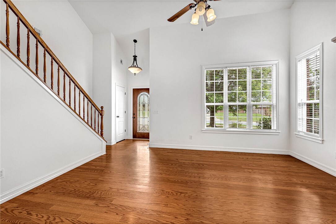 Property Photo: 4801 SW Golden Eagle Avenue AR 72713