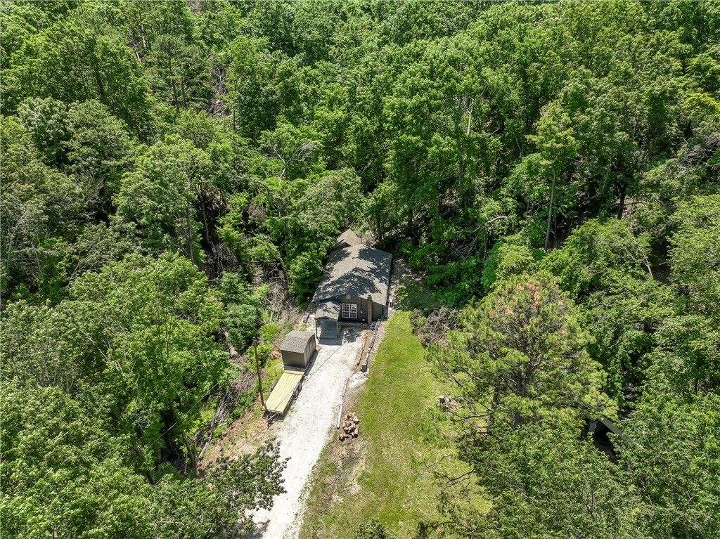 Property Photo: 19051 Pinecrest Lane AR 72756