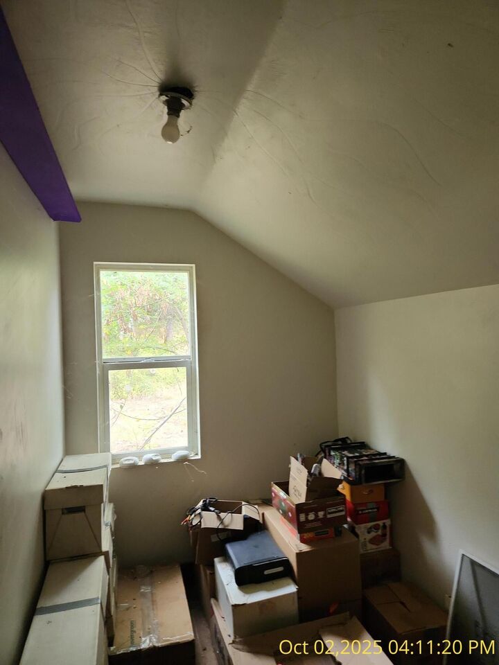 Property Photo: 7255 Holland Loop Road OR 97523
