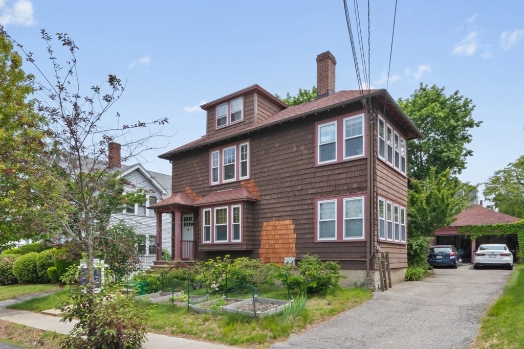 Property Photo: 88 Poplar St MA 02472