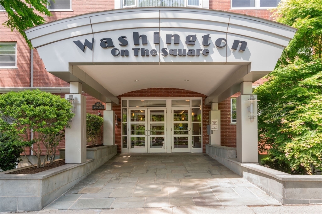Property Photo: 1600 Beacon Street 807 MA 02446