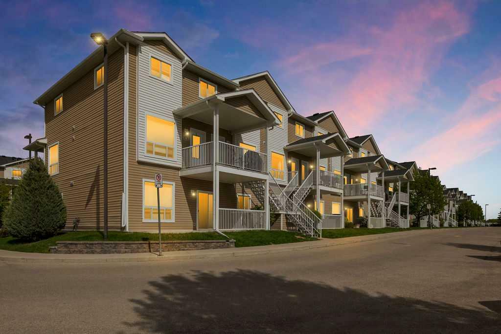 106 Sunrise Terrace NE  High River AB T1V 0C3 photo
