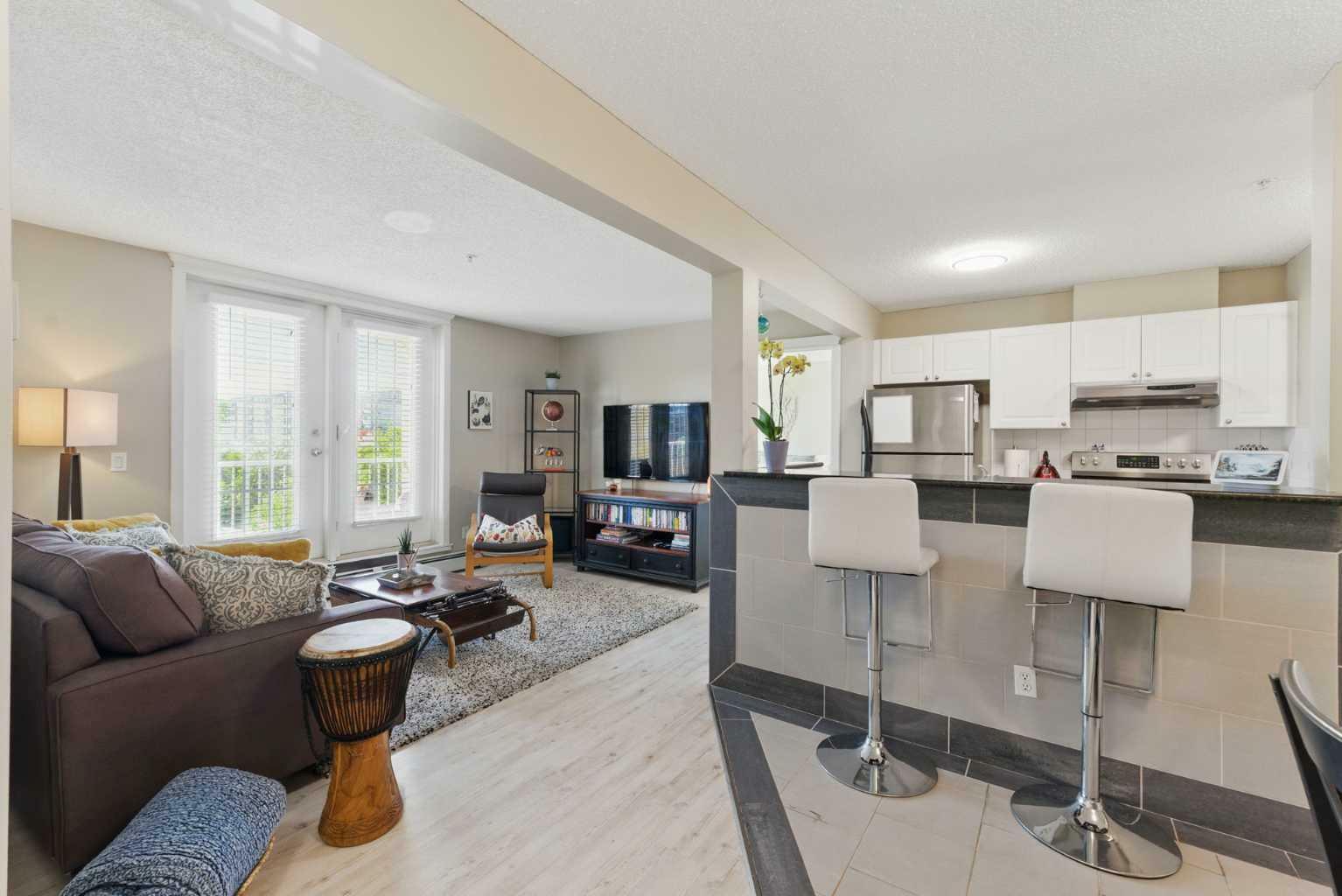 Photo de la propriété: 2212 34 Avenue SW 302 AB T2C 2C6
