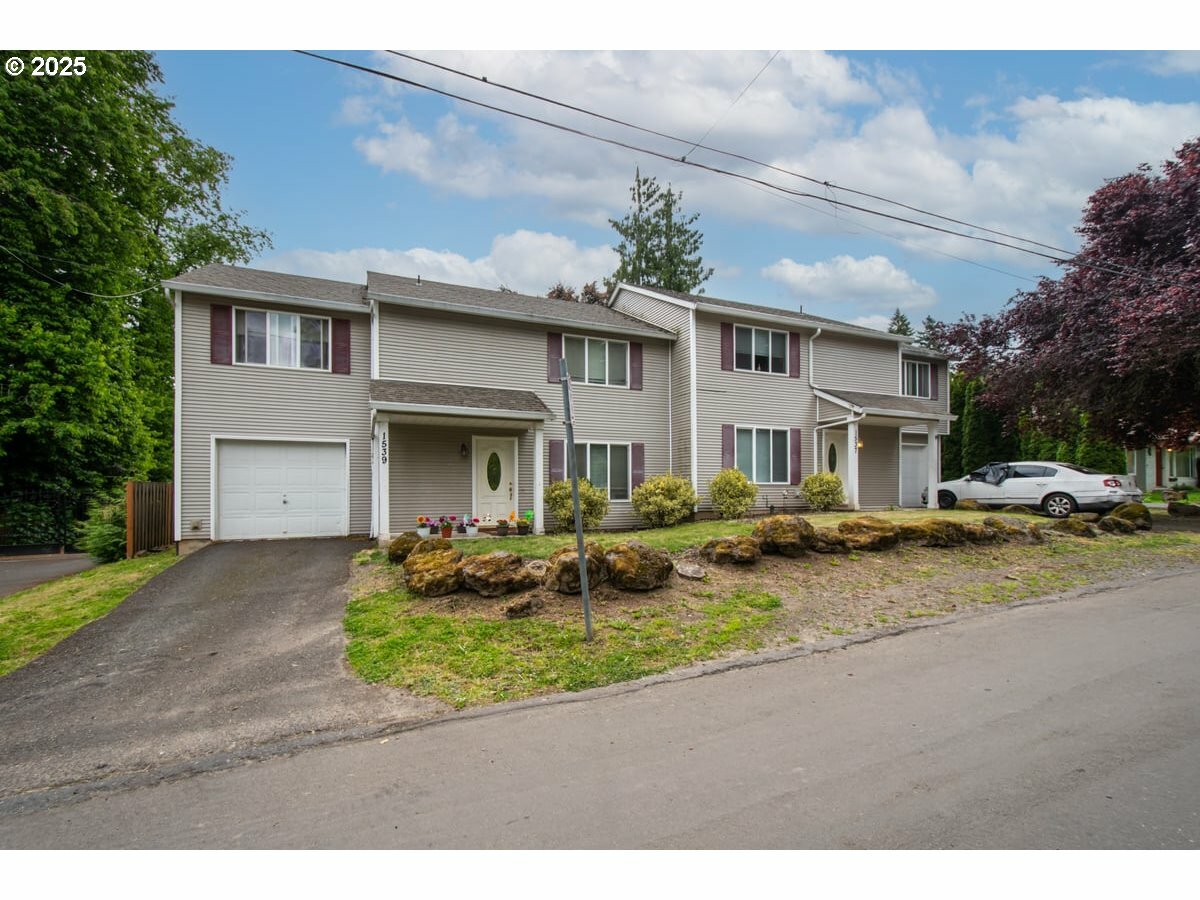 Property Photo: 1537 Cellars Ave WA 98661
