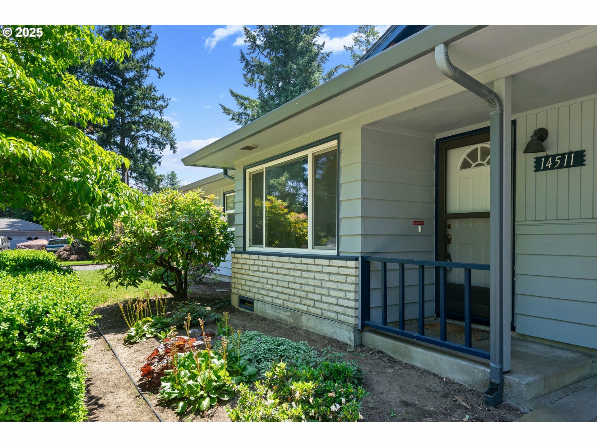 Property Photo: 14511 NE Brazee Ct OR 97230