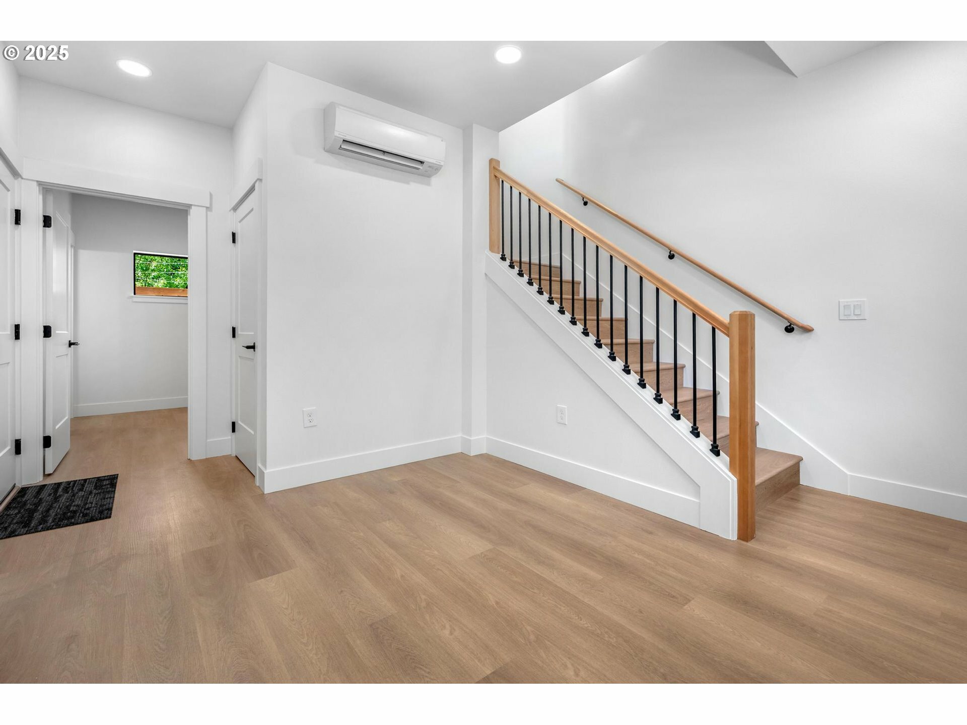 Property Photo: 10727 NE Fremont St OR 97220