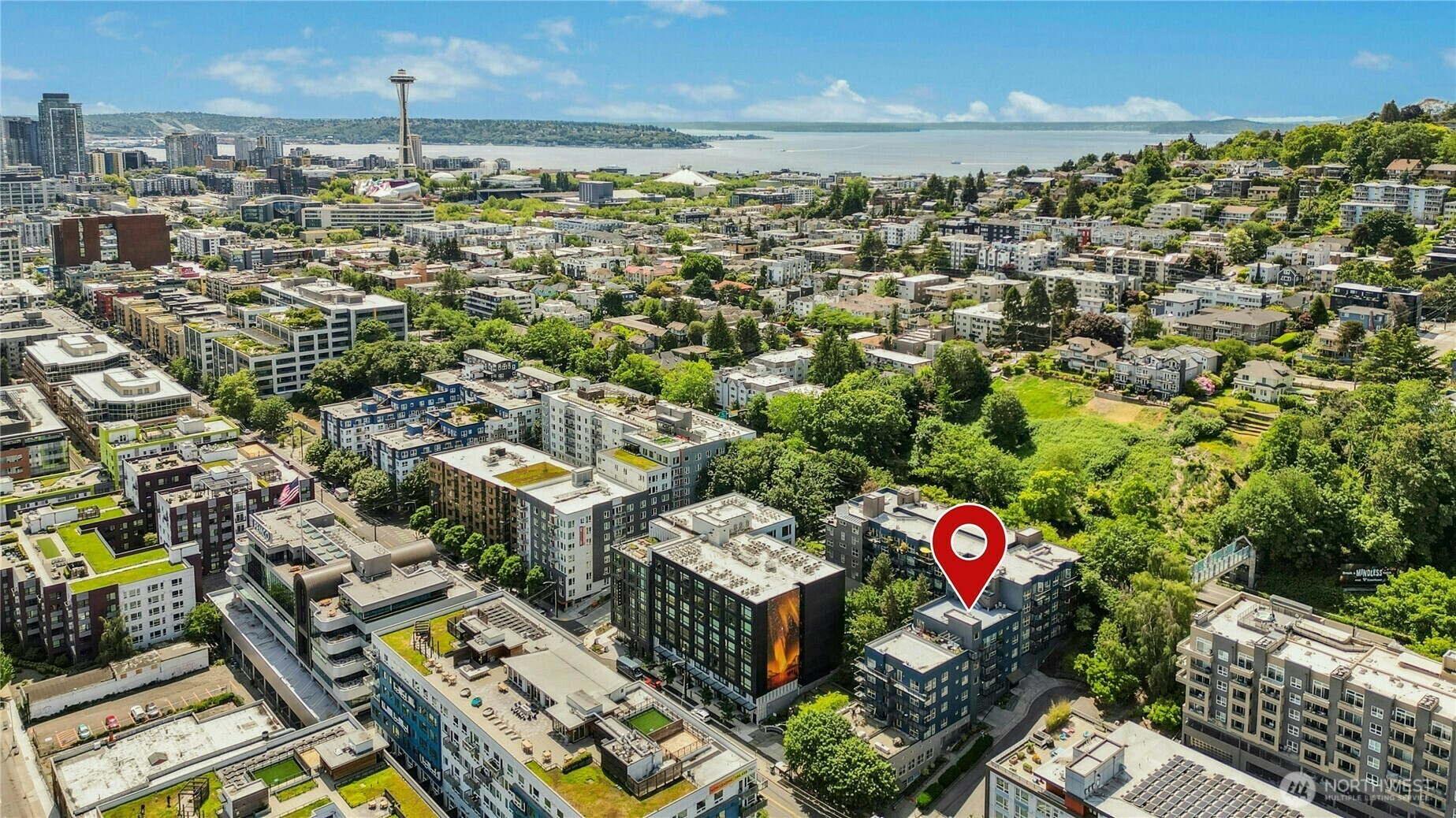Property Photo: 701 Galer Street 808 WA 98109