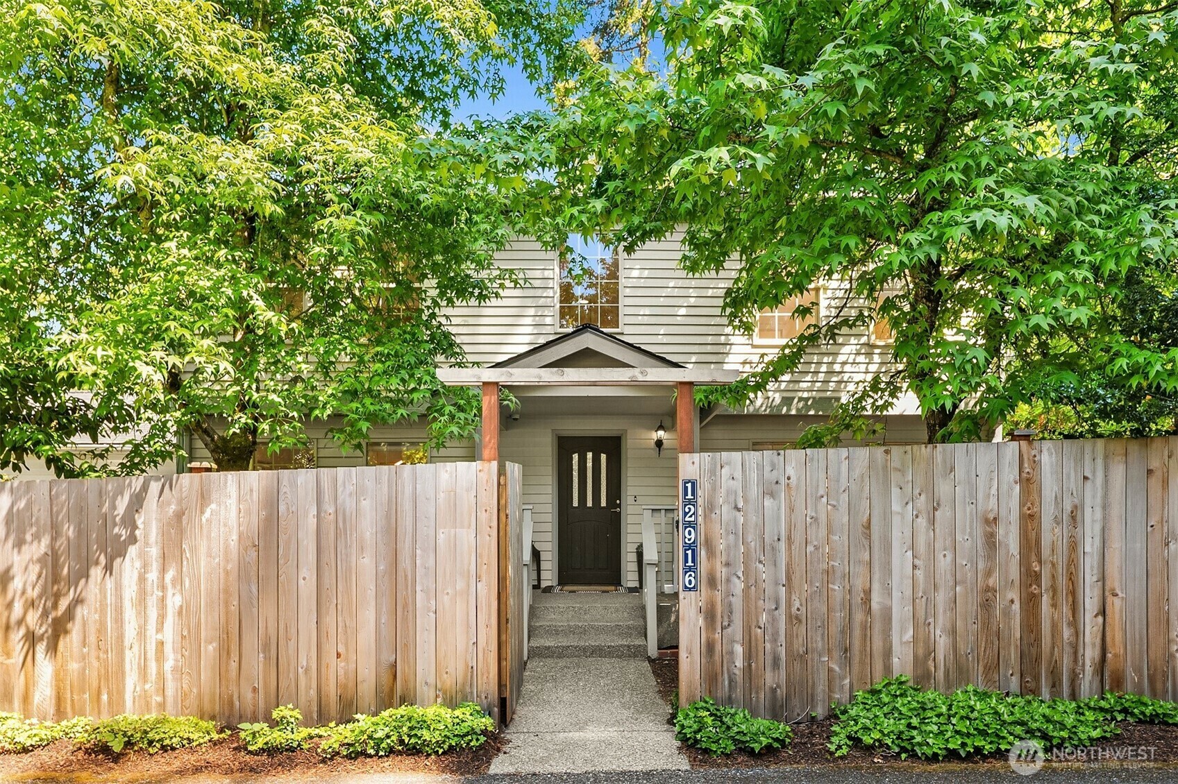 Property Photo:  12916 NE 91st Lane  WA 98033 