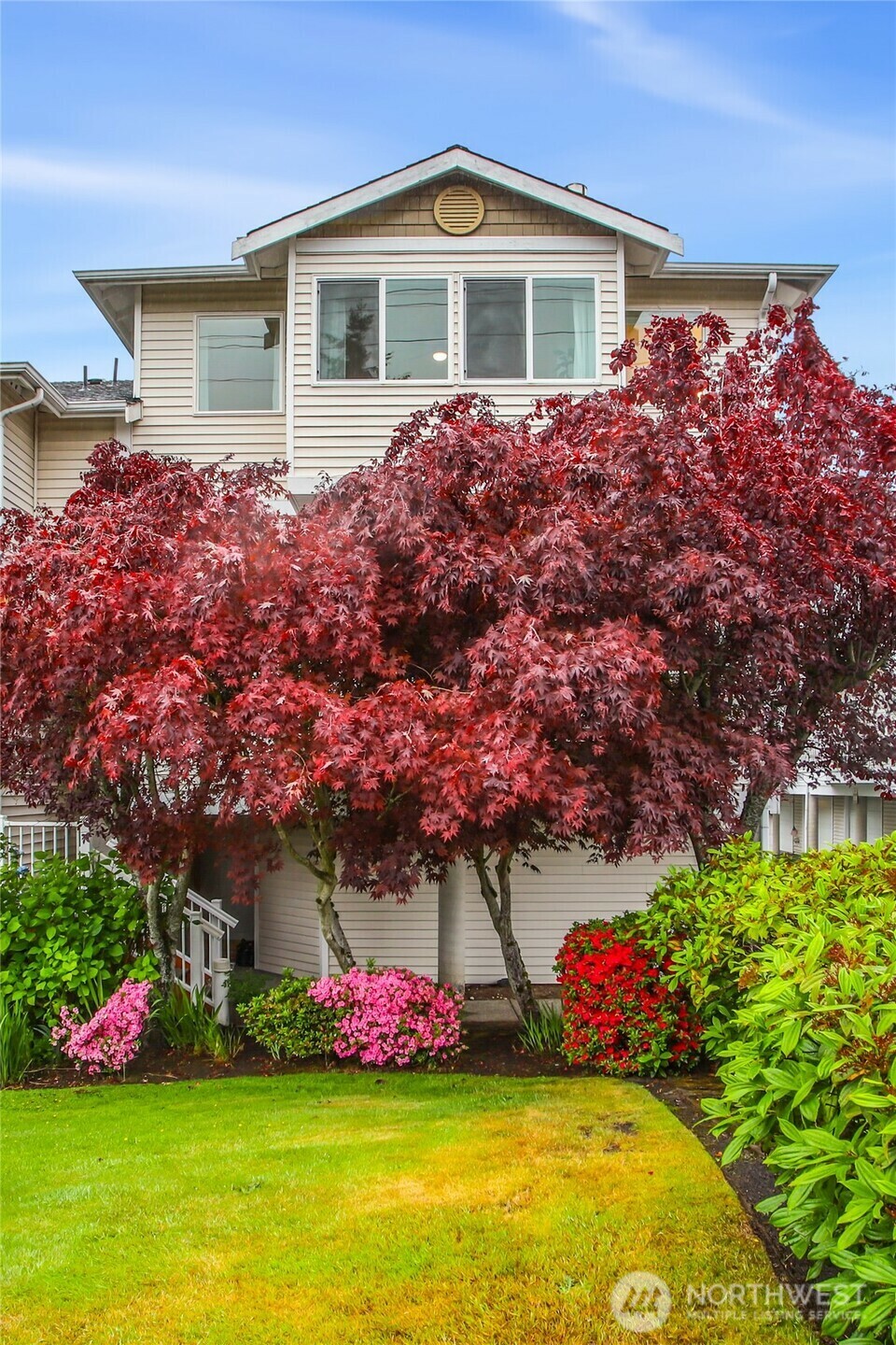 Property Photo: 4133 156th Street SW 7 WA 98087
