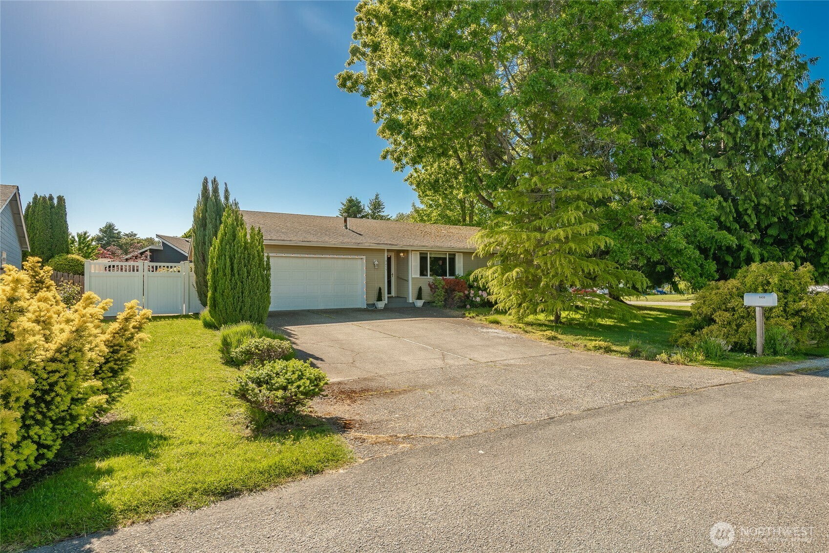 Property Photo: 8459 Catalina Court WA 98230