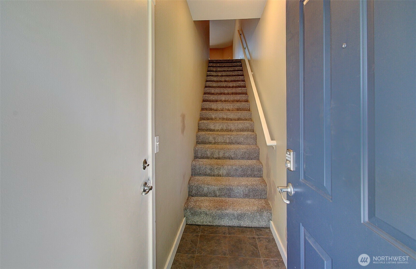 Property Photo: 10800 SE 17th Circle D50 WA 98664
