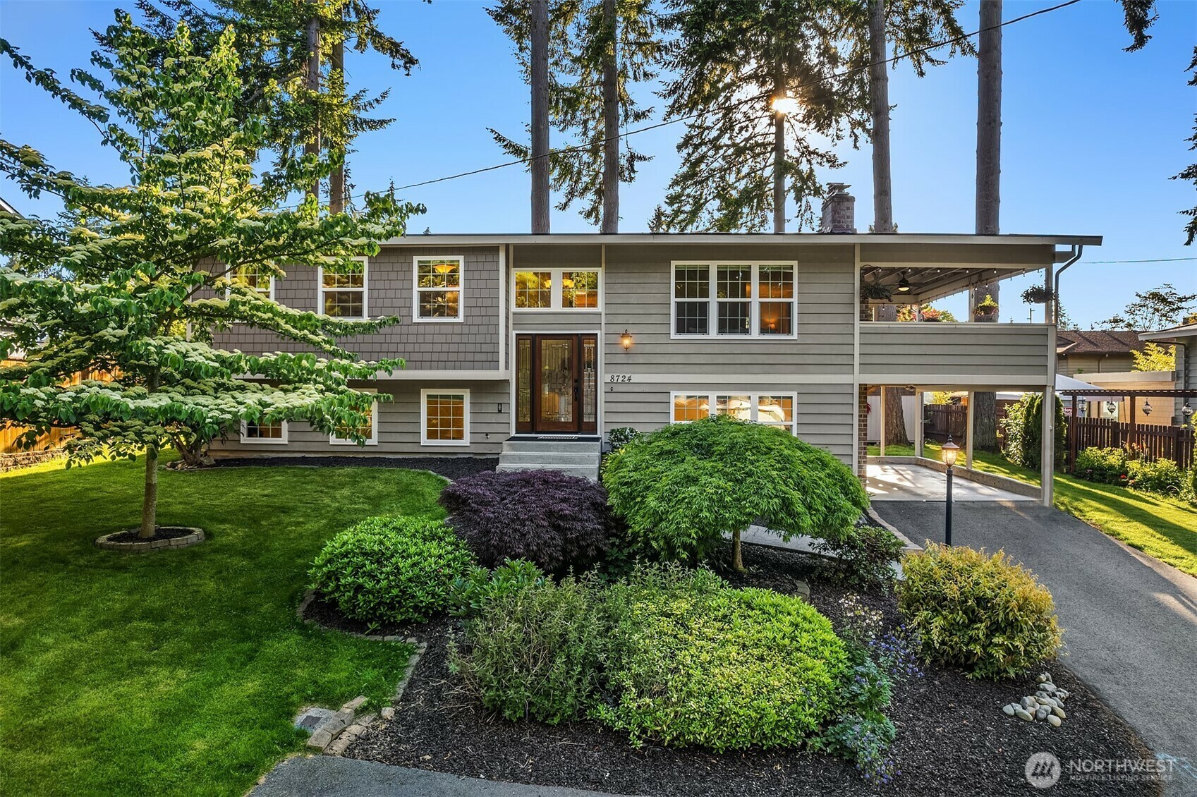Property Photo: 8724 Main Street WA 98026