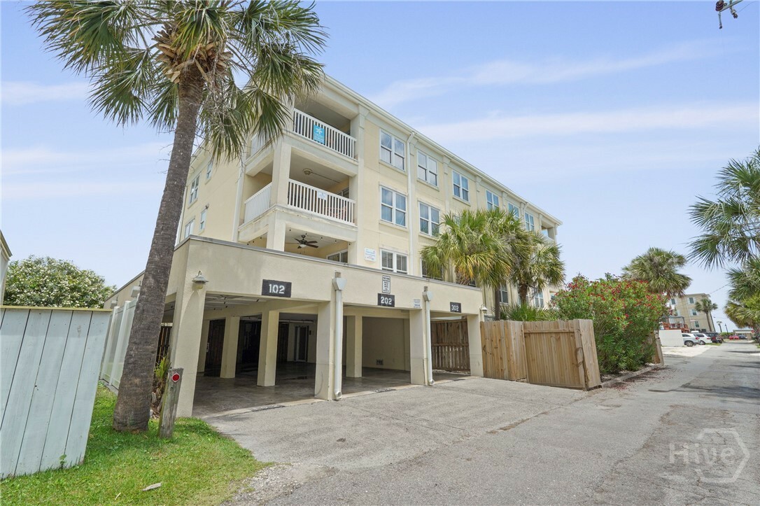 Property Photo:  10 Ts Chu Terrace 302  GA 31328 