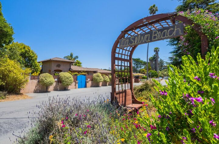 Property Photo:  3 Playa Boulevard  CA 95076 