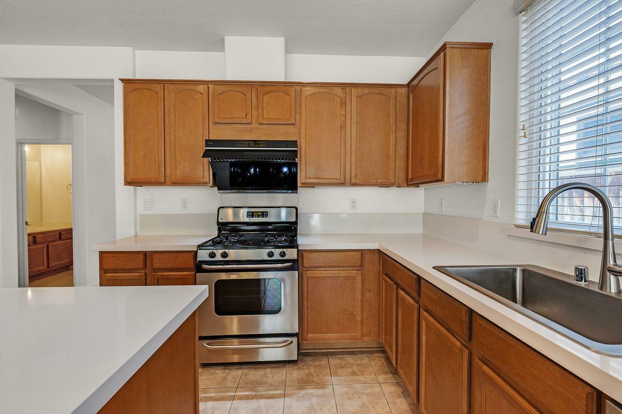 Property Photo:  29165 Eden Shores Drive  CA 94545 