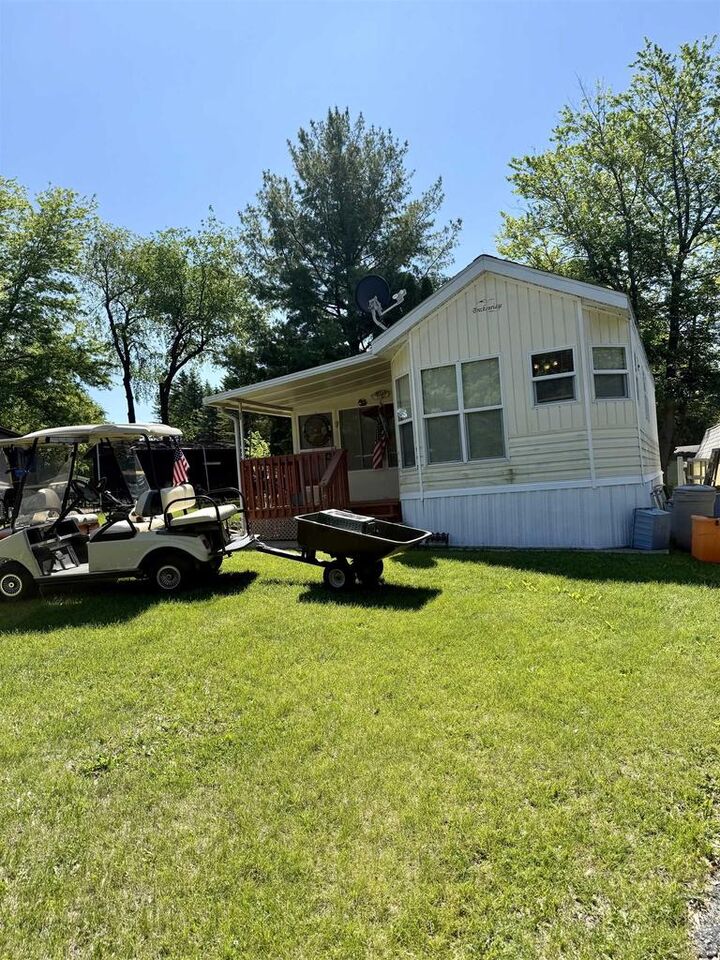 473 Westview Court  Edgerton WI 53534 photo
