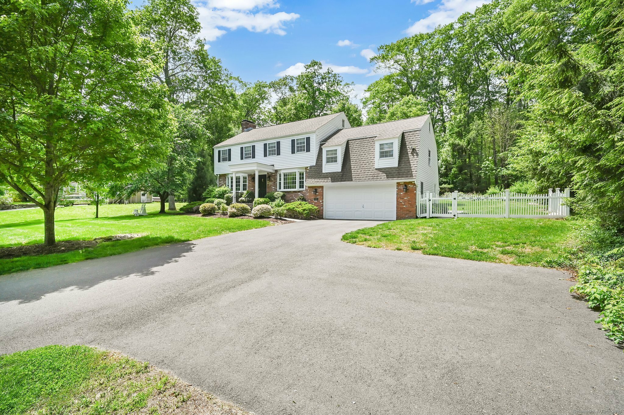 Property Photo: 15 Stony Corners CT 06001