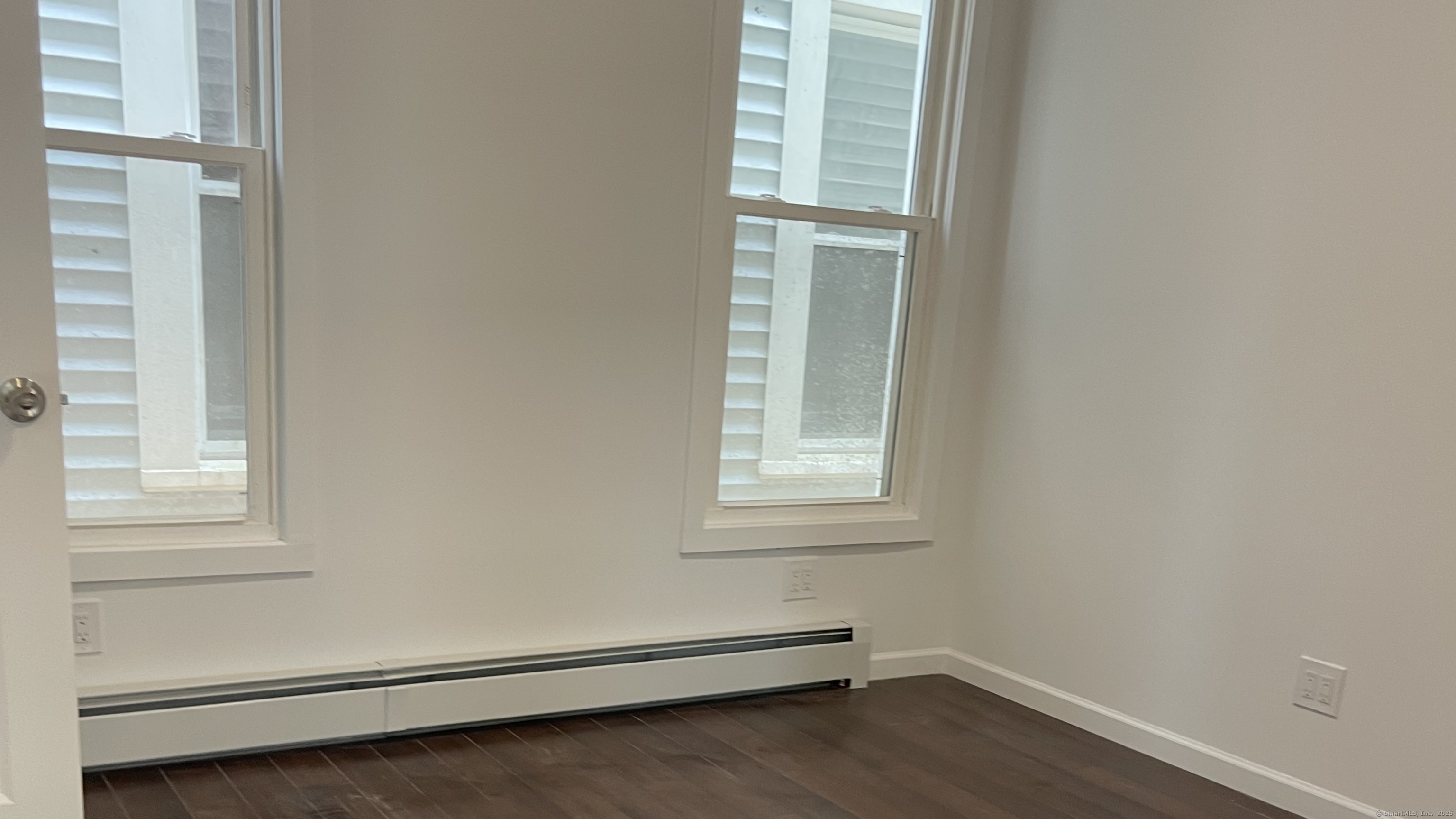 Property Photo: 31 Carmel Street 1 CT 06511