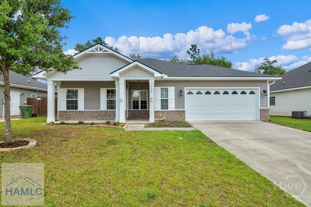 Property Photo: 353 Alcott Circle GA 31313