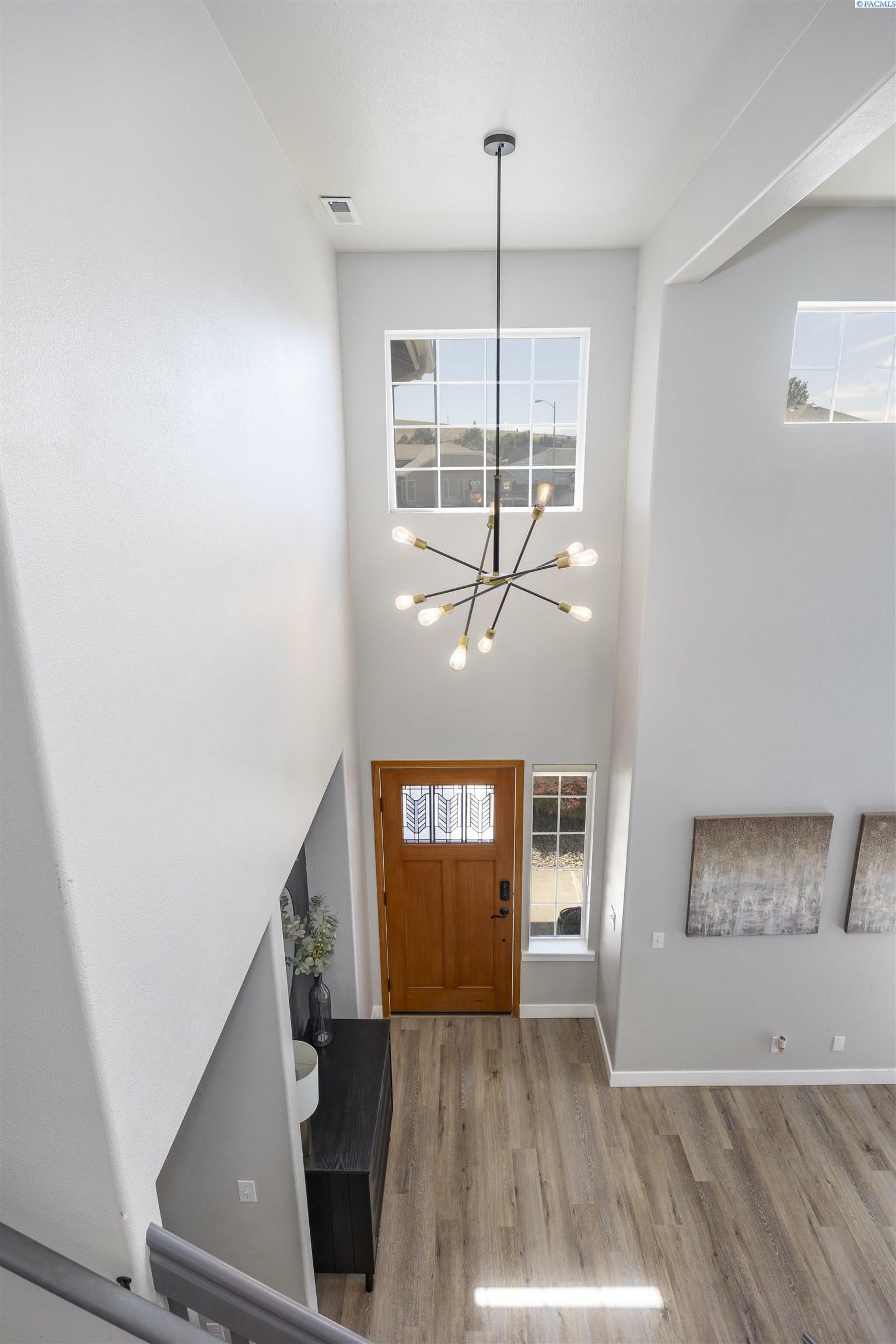 Property Photo: 3301 S Conway Court WA 99337
