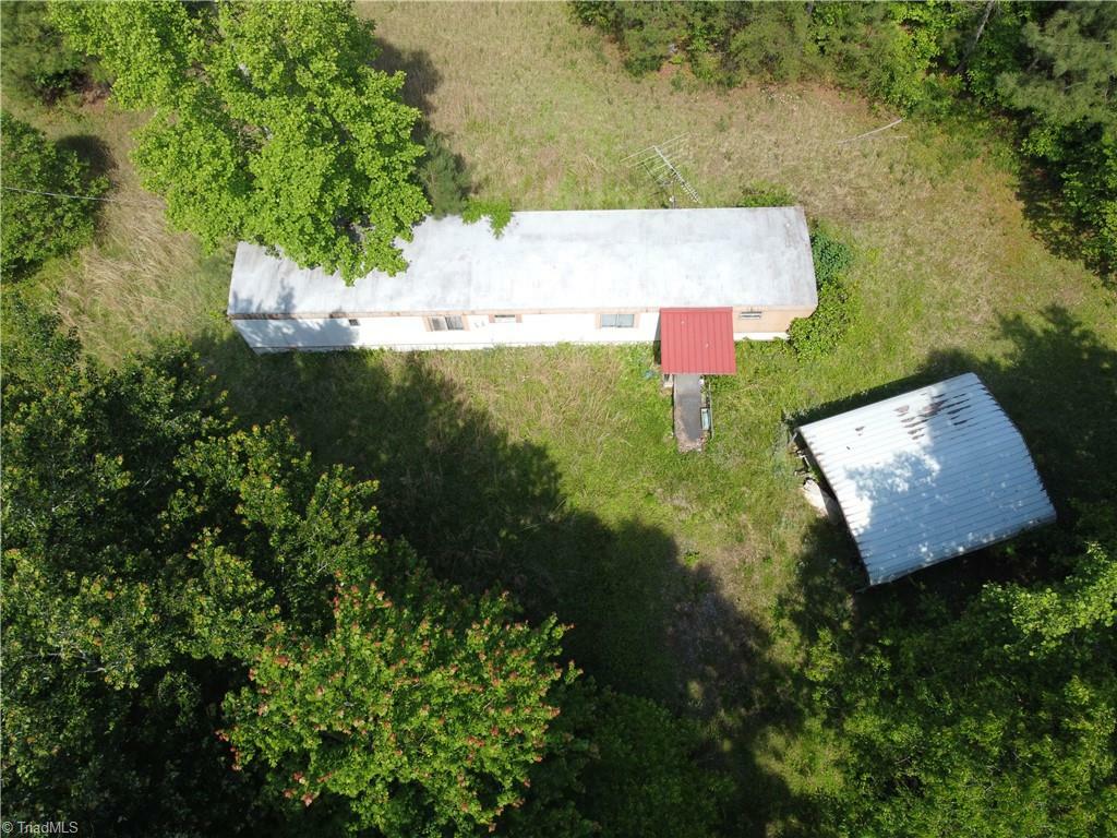 Property Photo: 6988 Salem Chapel Road NC 27052