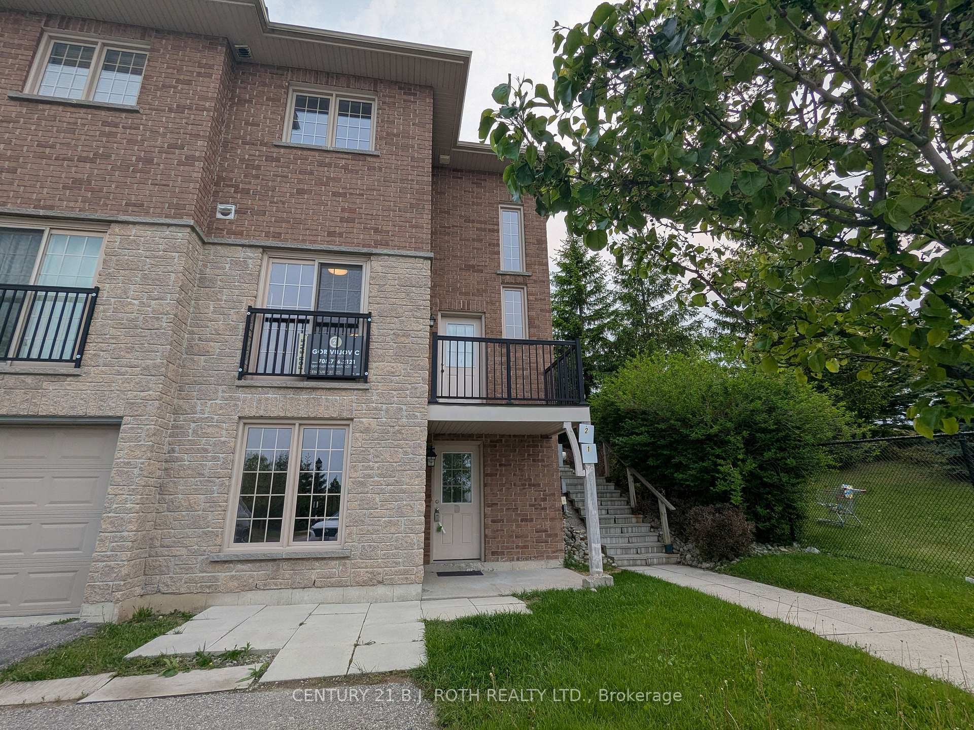 175 Stanley Street 1  Barrie ON L4M 0G2 photo