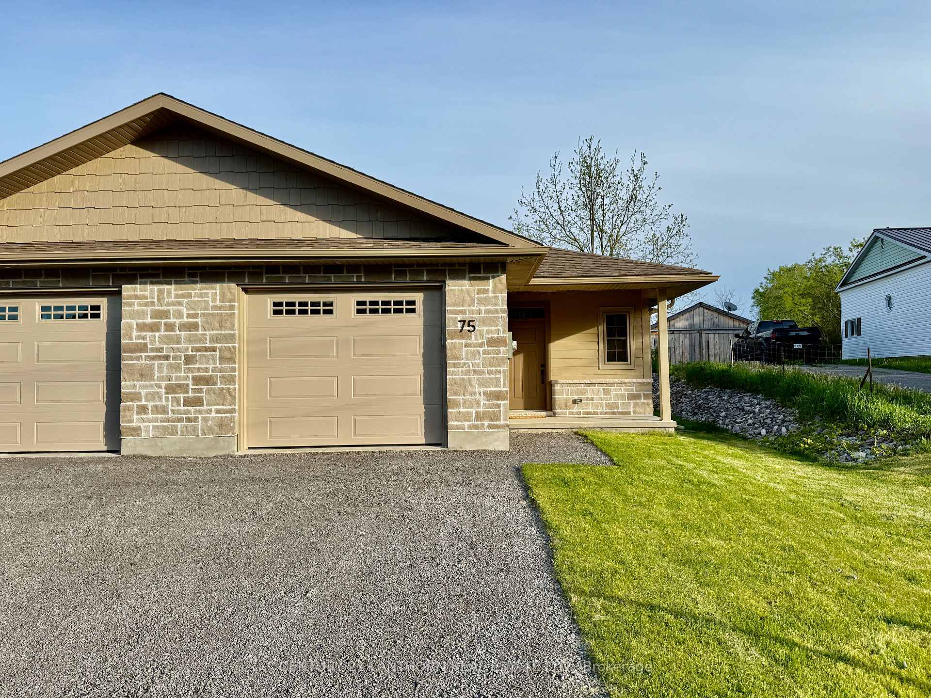 Property Photo: 75 Seymour Street W ON K0K 2K0