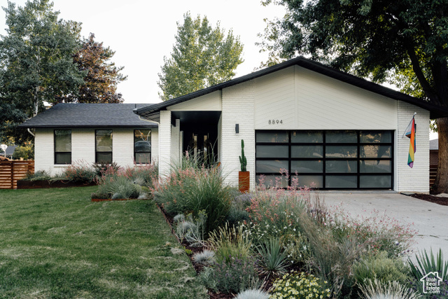 8894 S Alpen Way E  Cottonwood Heights UT 84121 photo