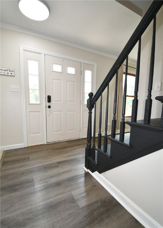 Property Photo: 533 Hickory Ln PA 15342