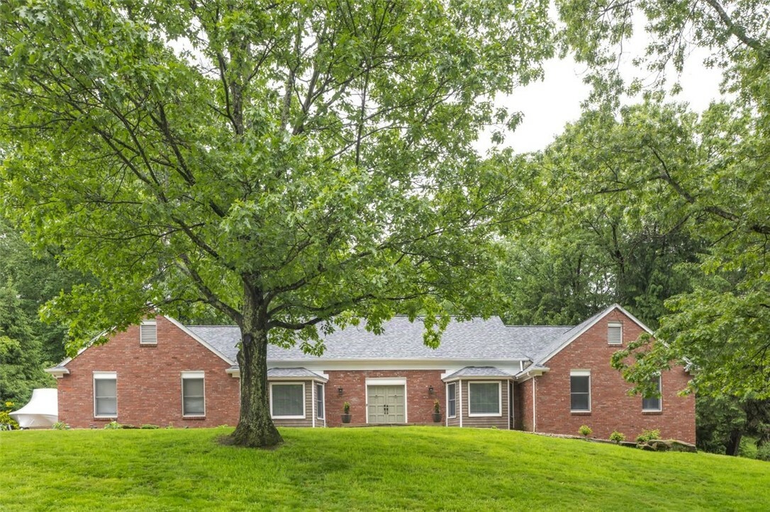 Property Photo: 3124 Antheo Ct PA 15668
