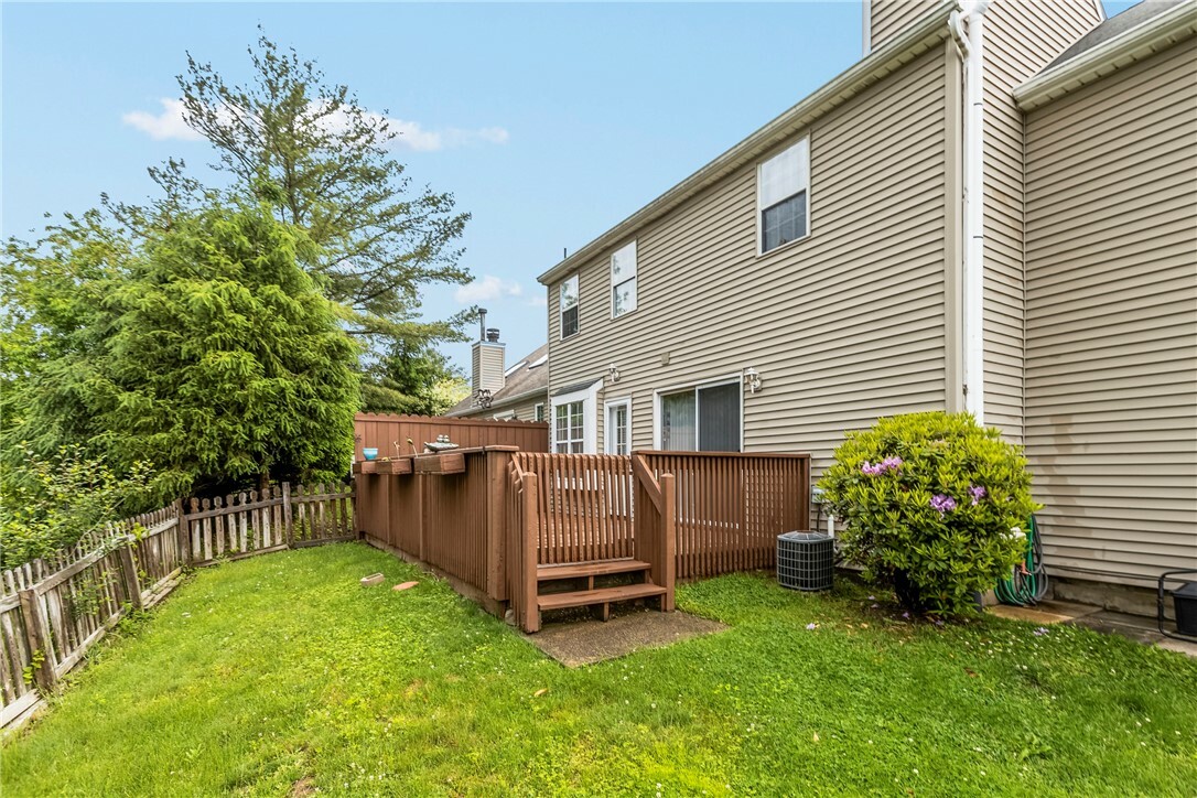 Property Photo: 2586 Grouse Ridge B PA 15090