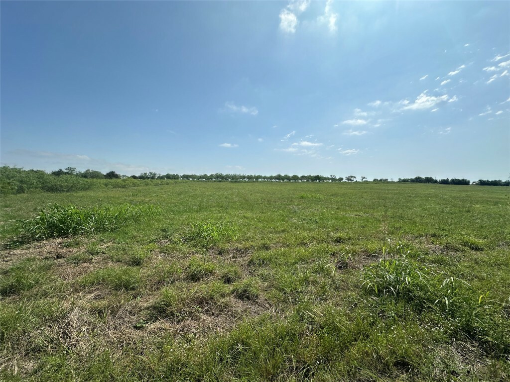 Property Photo: 1800 Scull Rd Scull Road TX 78666