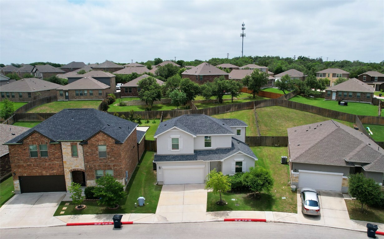Property Photo: 1304 Eagle Ridge Trail TX 78641