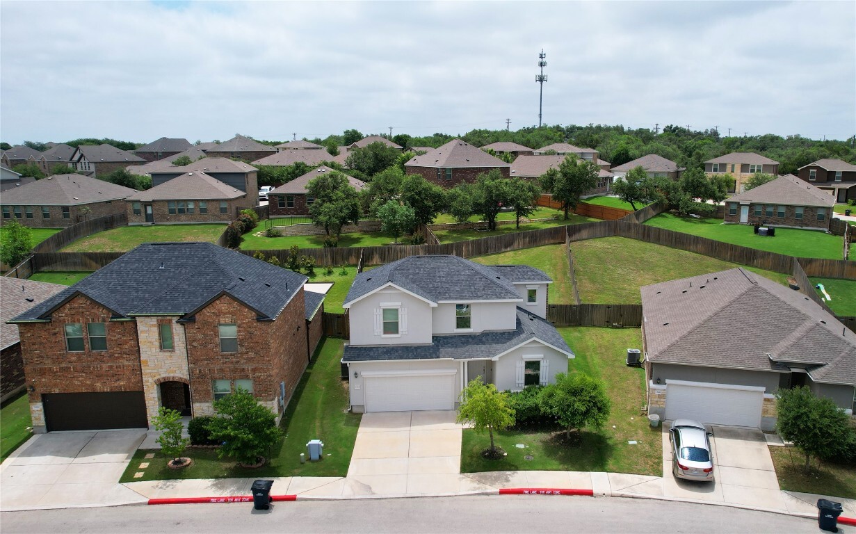 Property Photo: 1304 Eagle Ridge Trail TX 78641