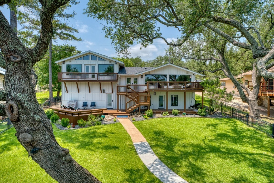 Property Photo: 204 Blue Waters Drive TX 78657