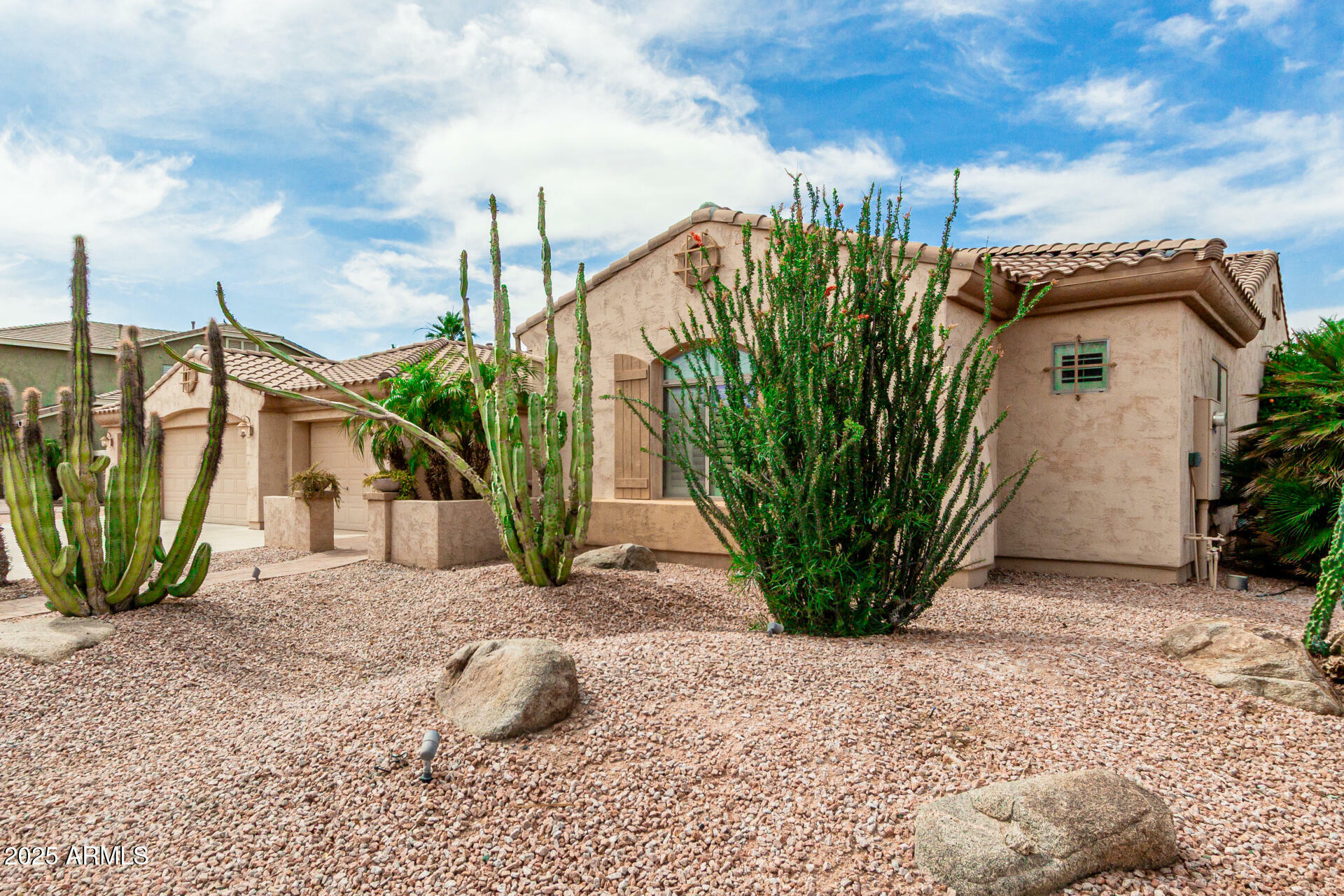 Property Photo:  13204 W Palo Verde Drive  AZ 85340 