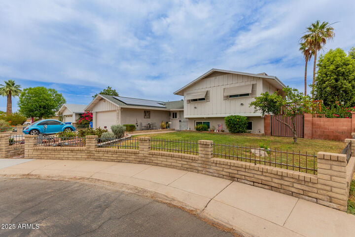 Property Photo: 14001 N 34th Drive AZ 85053