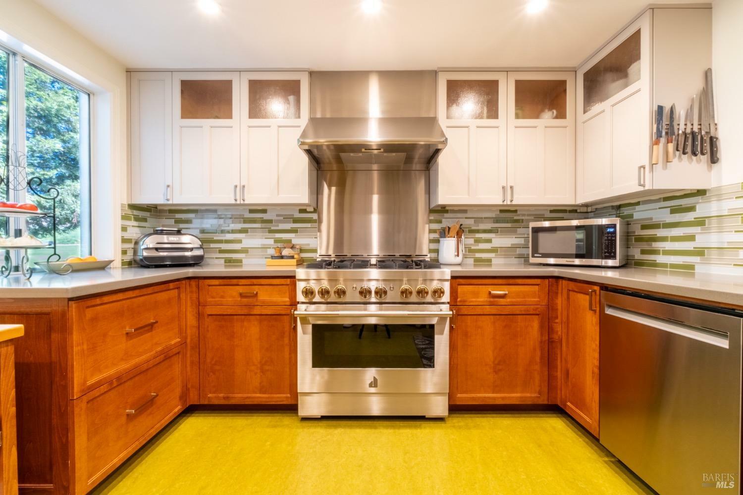 Property Photo: 2066 Stonefield Lane CA 95403