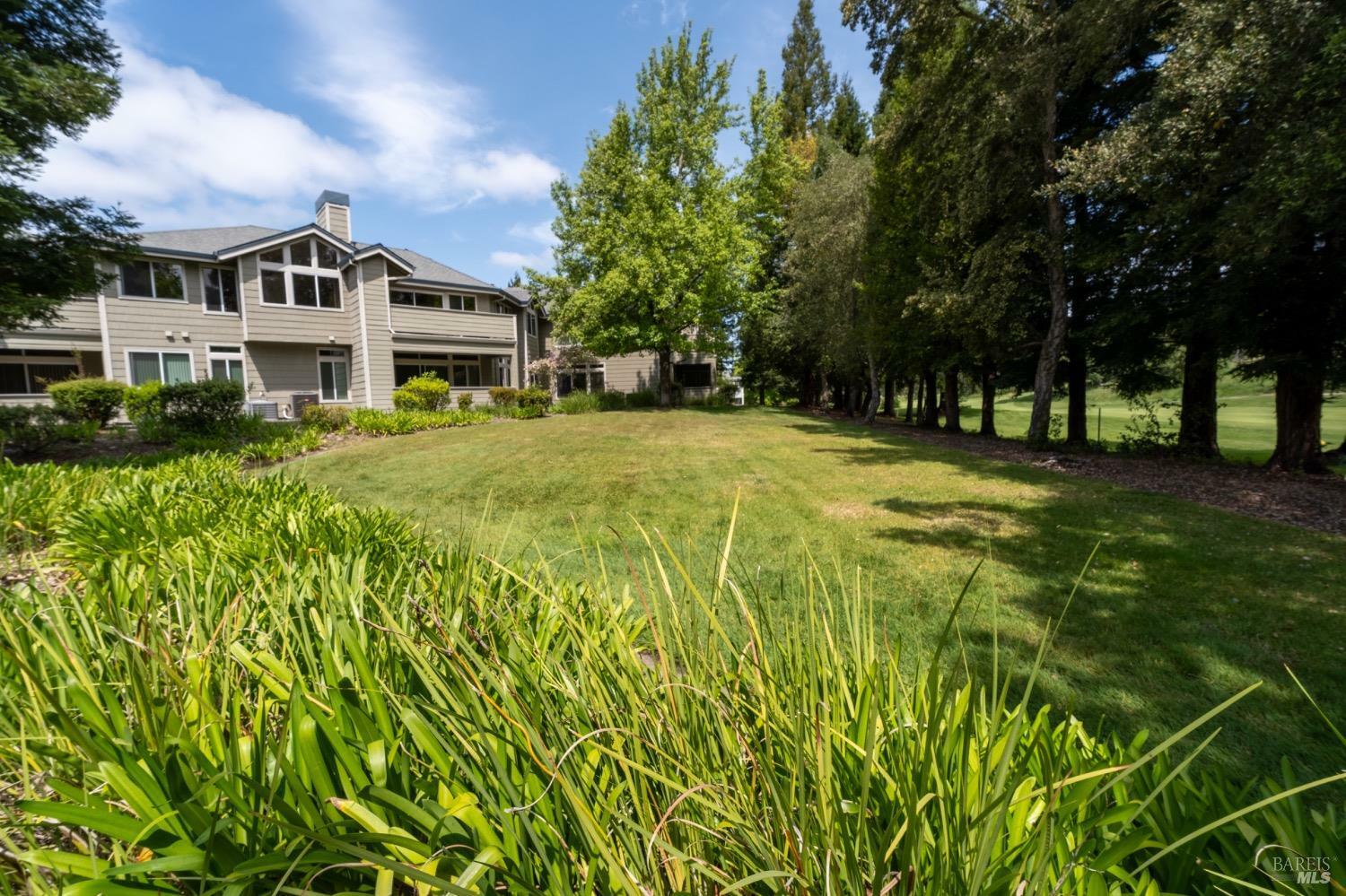 Property Photo:  2066 Stonefield Lane  CA 95403 