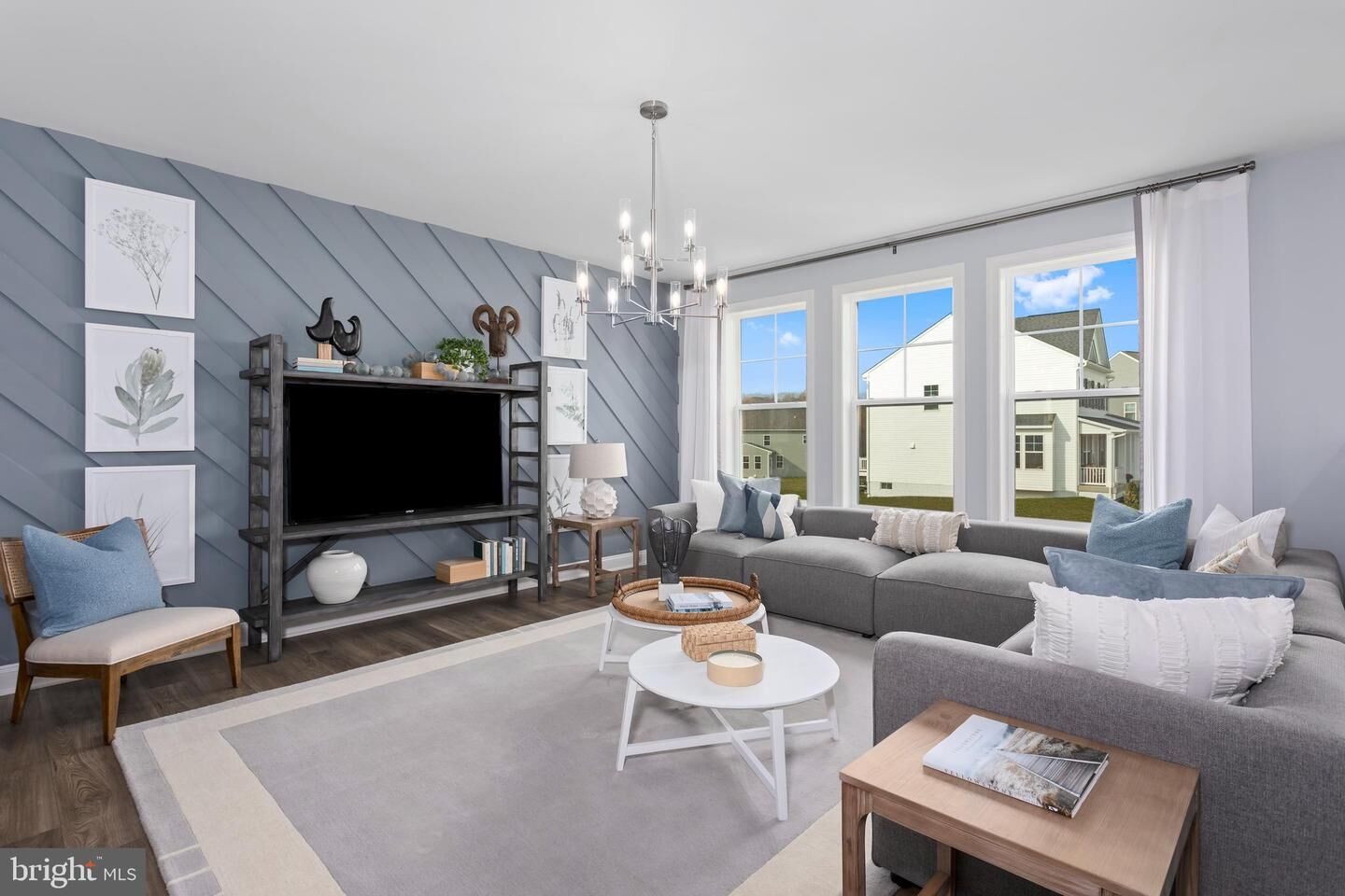 Property Photo:  200 Hillsdale Place  WV 25403 