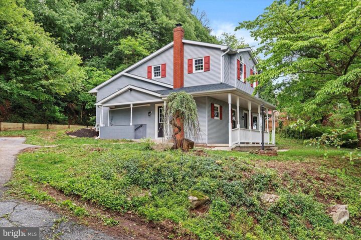 2046 Church Road  Hummelstown PA 17036 photo